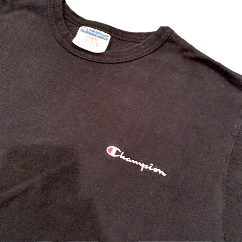 Champion Embroidered Chest Logo Tee Size Large